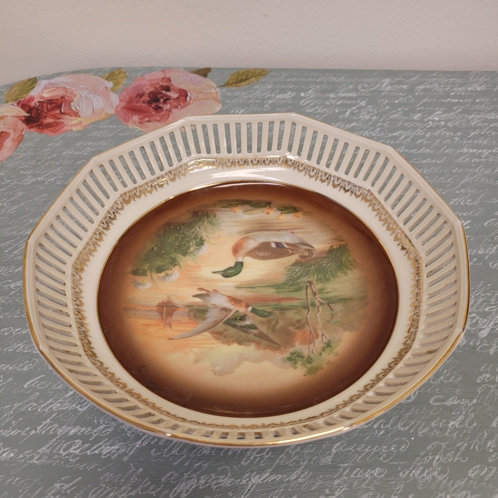 Antique Pierced Edge Bavarian Crown Duck Scene 9" Serving Bowl Germany  1cnt26JJ - Picture 5 of 7